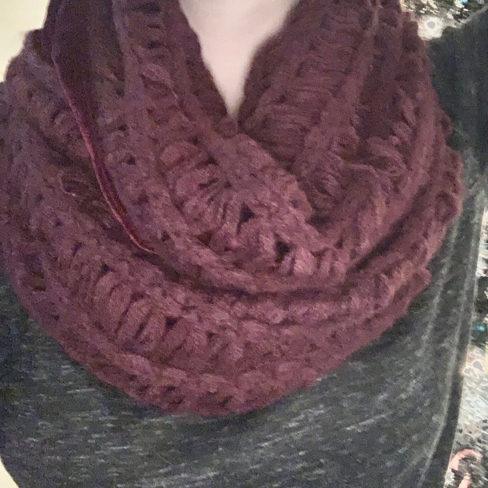 Scarf bundle - Picture 2 of 11